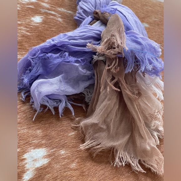 TILO Scarves Luxe Casual Crinkle Scarf. Perfect 🎁 - Picture 6 of 7